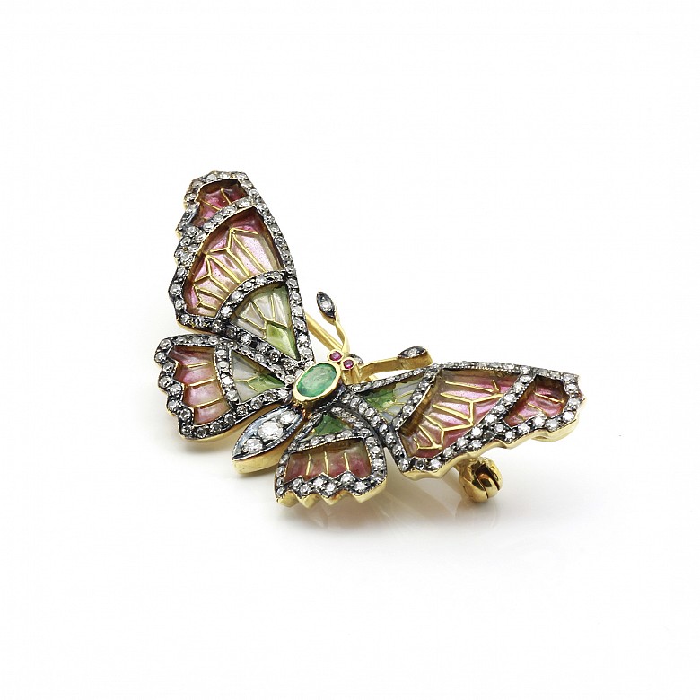 18k yellow gold butterfly clasp.