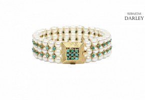 Natural pearl and turquoise bracelet, in 18k yellow gold