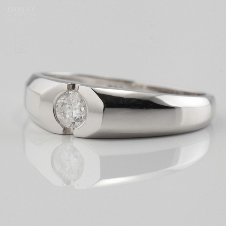 Beautiful diamond solitaire with 0.19cts - 1