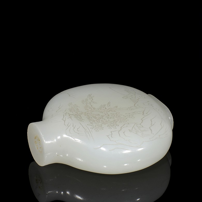 Botella de rapé de jade, dinastía Qing