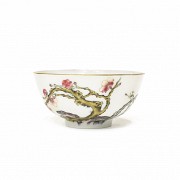 Small porcelain bowl with cherry blossom, with Qianlong seal.