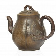 Set of Chinese earthenware teapots, Yixing, 20th century