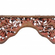 Lote de seis detalles decorativos de madera tallada, Peranakan, pps.s.XX - 1