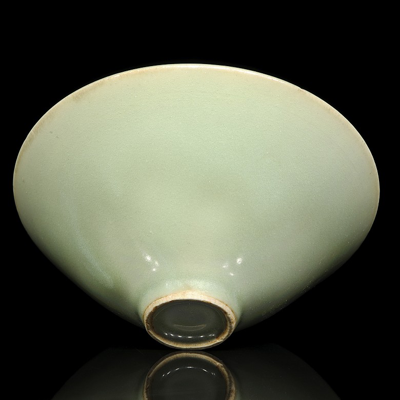 Celadon green ceramic bowl, Song style - 5