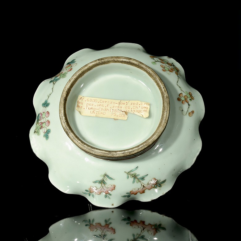 Cuenco de porcelana, familia rosa, dinastía Qing