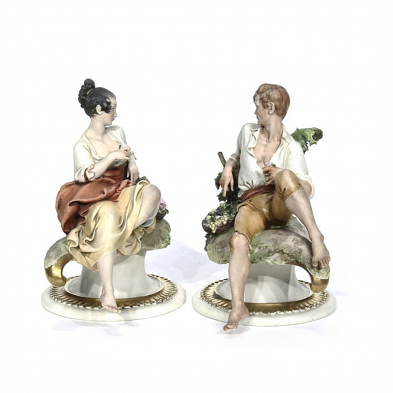 Couple of French porcelain peasants, 20th century - 4