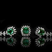 Set of platinum,  colombian emerald and brilliant-cut diamonds earrings and ring