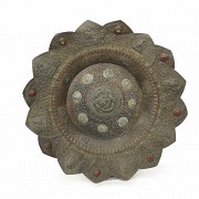Large Tibetan embossed metal plate, 19th - 20th century