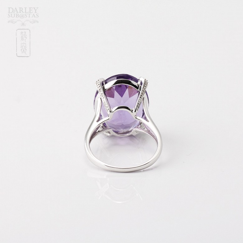 Ring in 18k white gold amethyst WITH weight 13.93 cts and diamonds - 2