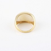 ring Natural mother of pearl  in 18k yellow gold