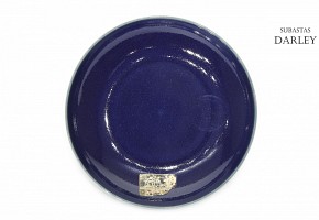 Blue glazed deep dish with Qianlong mark