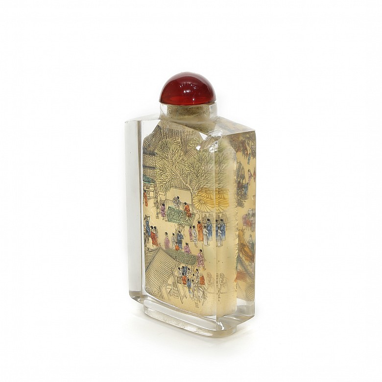 Snuff bottle with a miniature scene, 20th century - 2