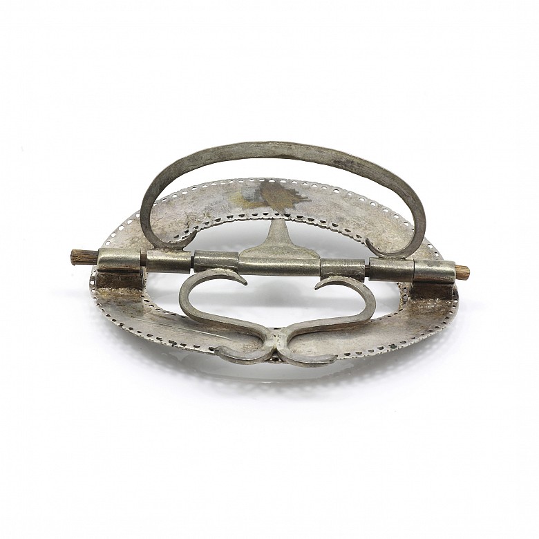 Indonesian silver buckle and slide, early 20th century