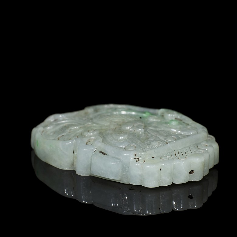 Placa ovalada de jadeita, dinastía Qing - 4