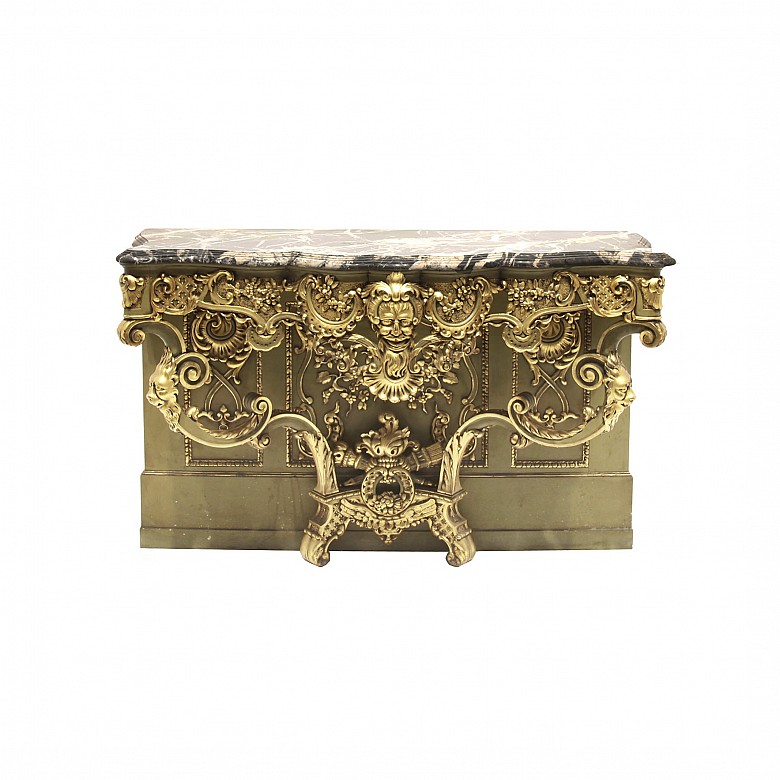 Consola de estilo italiano de madera tallada y policromada, s.XX
