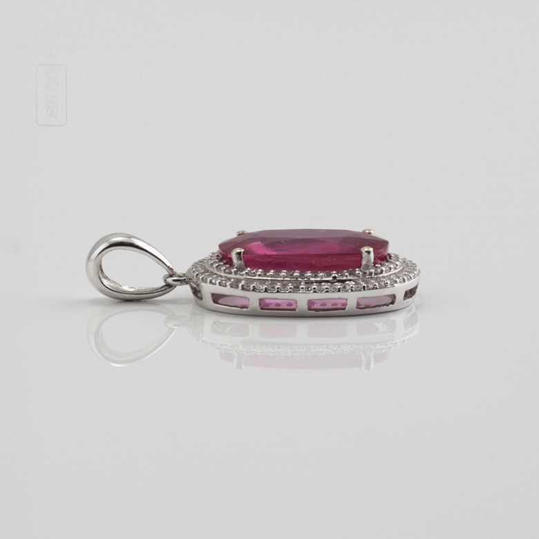 Pendant with ruby6.32cts and diamonds 0.31cts in  White Gold - 1