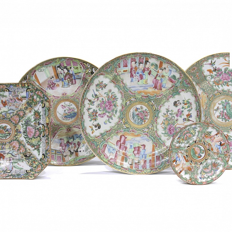 Lote de cinco platos de porcelana, Cantón, s.XIX-XX