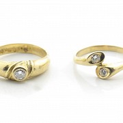 Two 18k gold and diamond rings