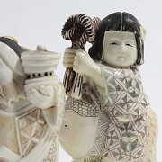 Two Japanese ivories - 4