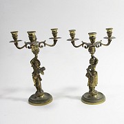 Pair of bronze candlesticks - 1