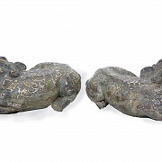 A rare pair of gold and silver-inlaid dogs, Zhou Dynasty, Warring States period (480-221 BC)