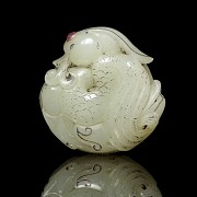 Figura de jade blanco con piedras incrustadas, dinastía Tang