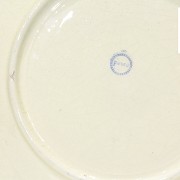 Pareja de platos de cerámica esmaltada, Peyró. s.XX - 5