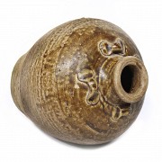 Ceramic vase, brown glazed, Yuan / Ming dynasty