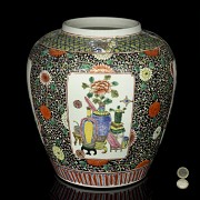Porcelain enamelled vase, 20th century - 8