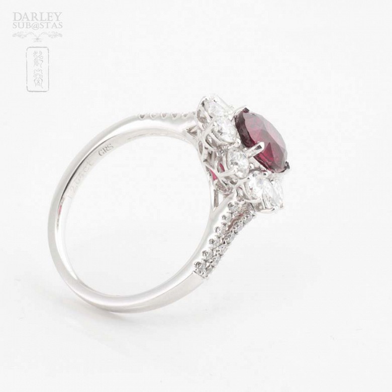 Fantástico anillo oro 18k con rubí y diamantes - 6