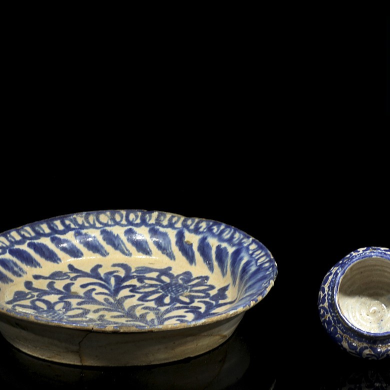 Colección de cerámica esmaltada de Fajalauza, S.XIX