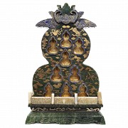 Altar budista de jade tallado y lapislázuli, dinastía Qing (1644 - 1912)