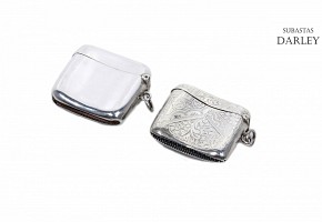 Two English silver matchboxes, 925 sterling, pps.s.XX