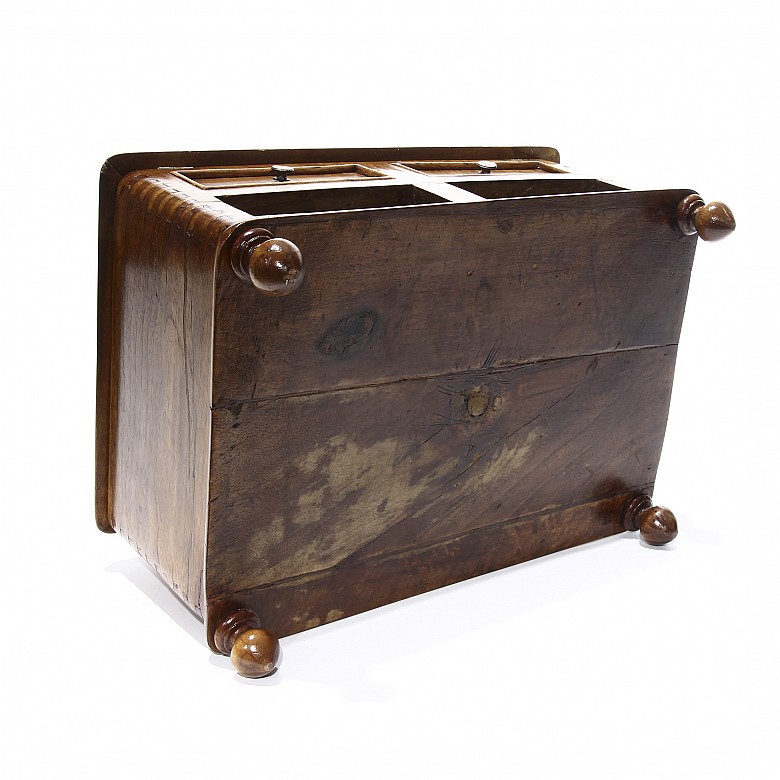 Wooden jewellery box with drawers