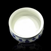 Porcelain bowl in blue and white, 20th century - 4