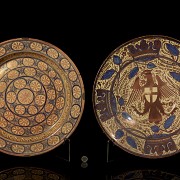 Two plates, Manises lustreware, 20th century - 5