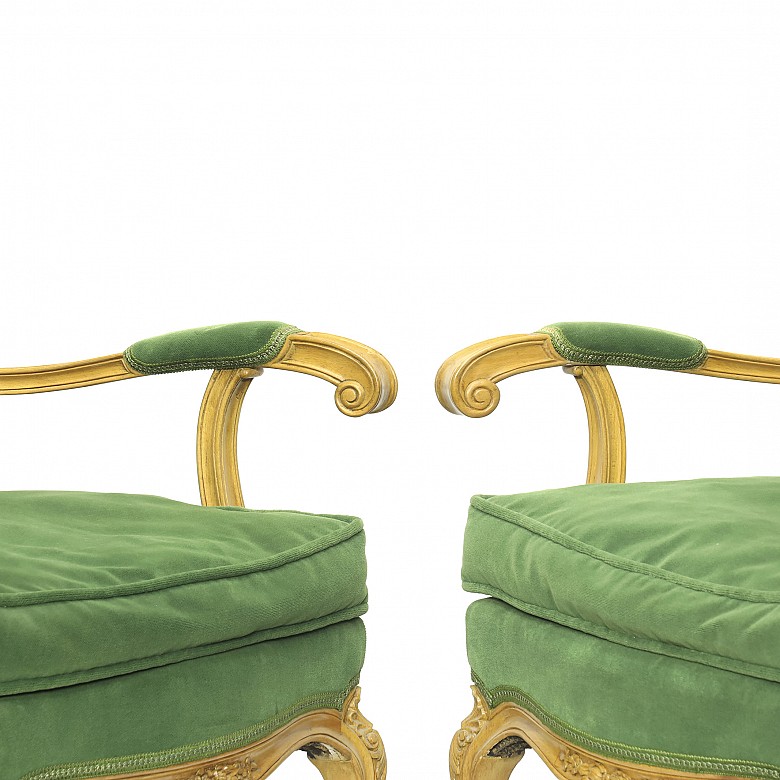 Tresillo y sillas tapizados en terciopelo verde, S.XX