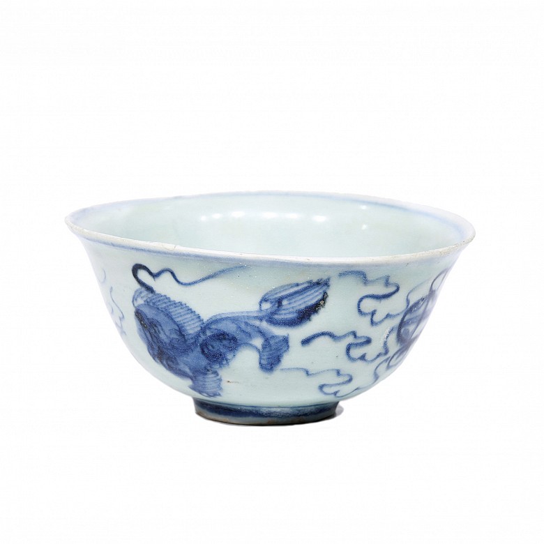 Tazón azul y blanco, dinastía Ming, ffs.s.XV-pps.s.XVI