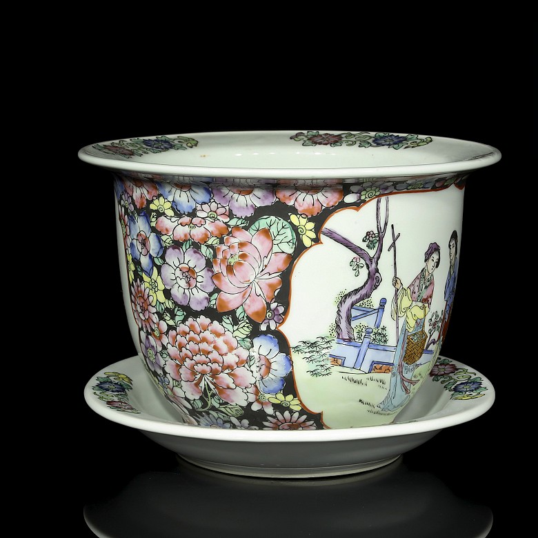 Porcelain flowerpot and dish, 20th century - 9