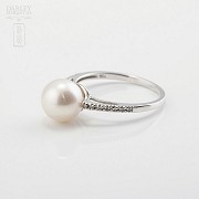 Anillo perla natural en oro blanco y diamantes - 4