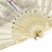 Bone and painted silk fan, 19th - 20th Century - 2