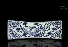 Almohada de cerámica, azul y blanco, S.XX
