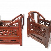Pareja de sillas para infante, madera policromada, S.XX