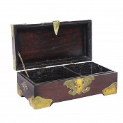 Chinese jewelery box, 20th century