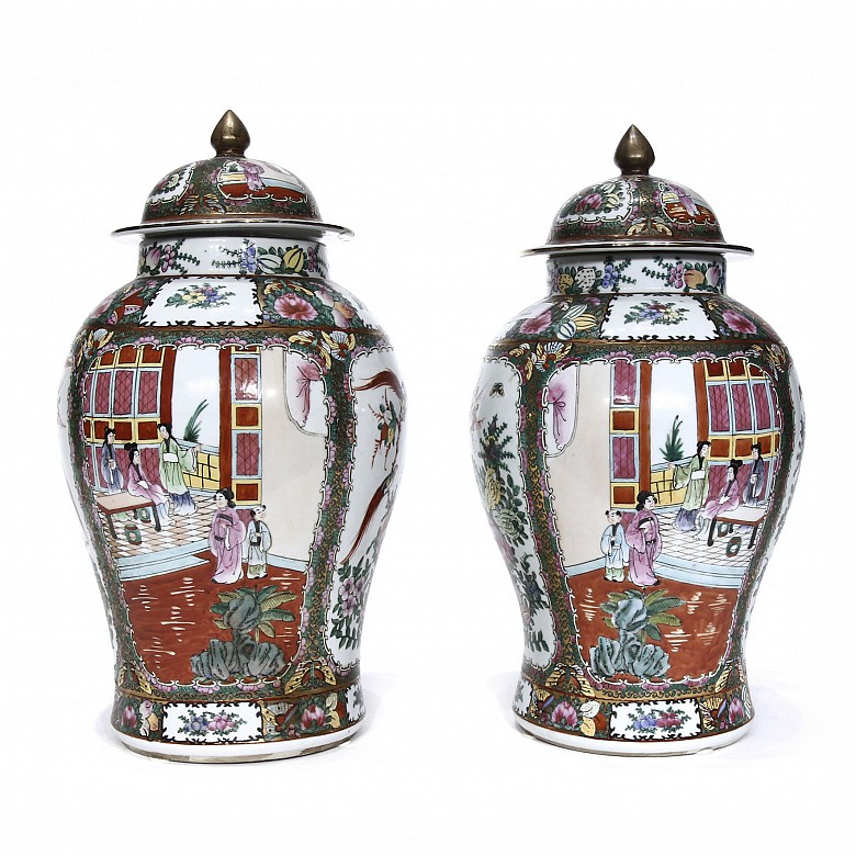 Pair of Cantonese porcelain sharps, 20th century