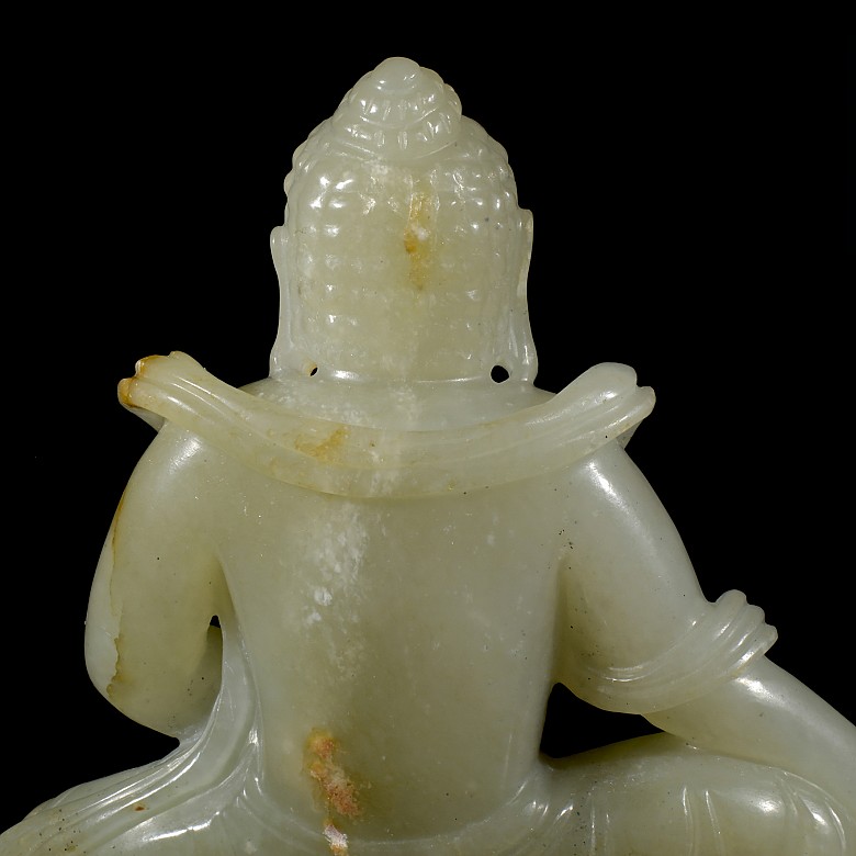 Jade Seated Buddha on a pedestal, Qing dynasty