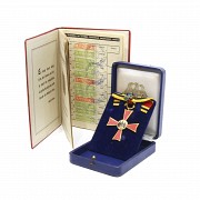 Medallas y libreta del frente Alemán del Trabajo, ca. 1936-1943.