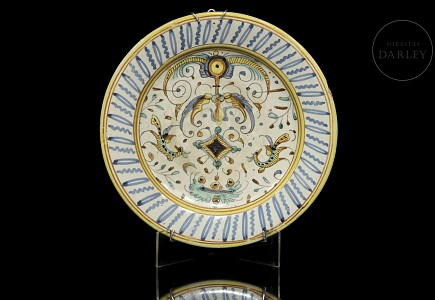 Plato de mayólica italiana, cerámica esmaltada con pájaros, S.XIX
