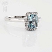 18k white gold ring with diamonds and aquamarine - 1