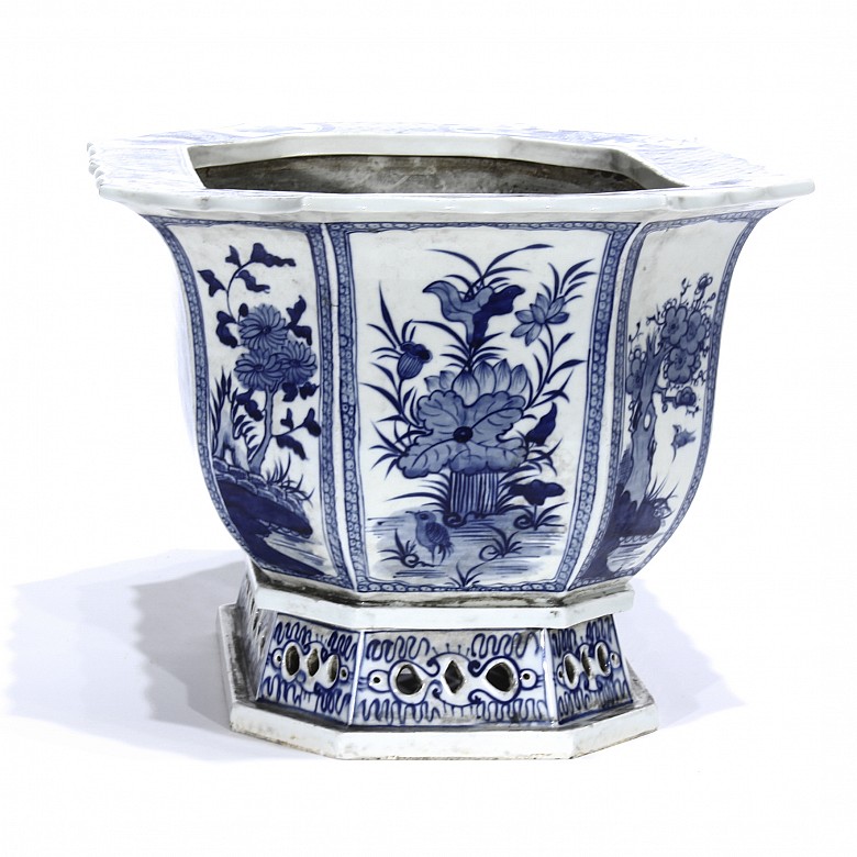 Maceta de porcelana azul y blanco, s.XX